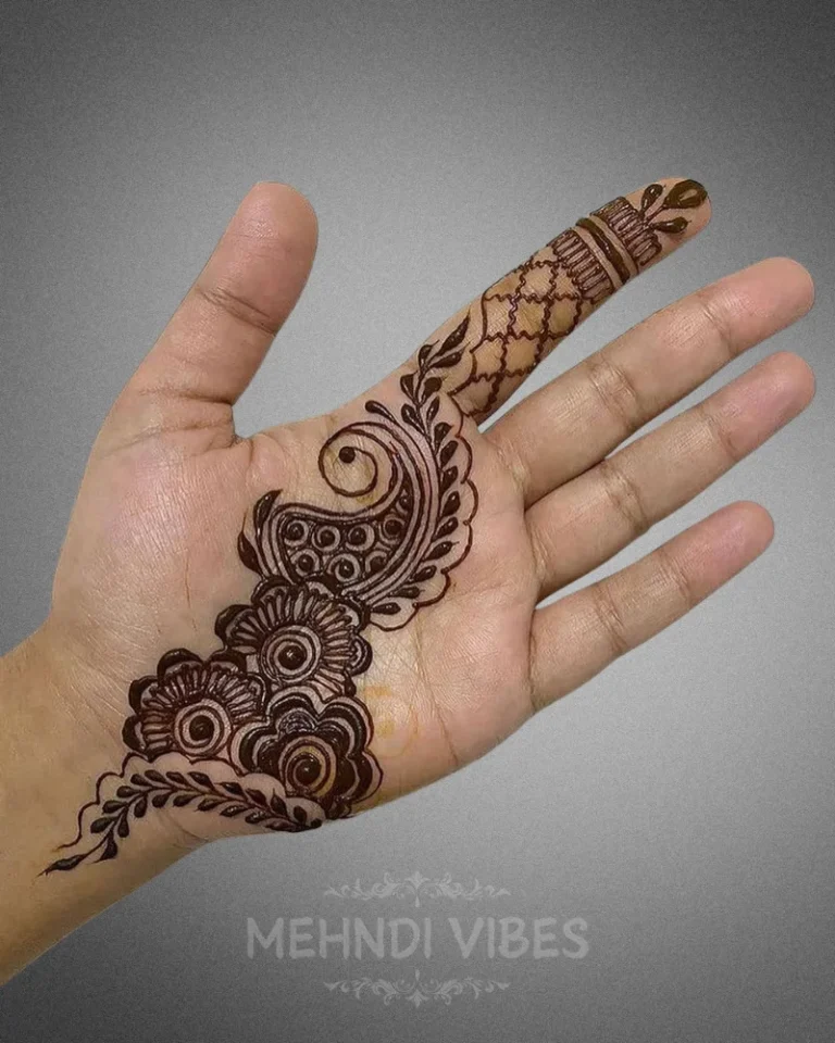 Gauri Simple Mehndi Design