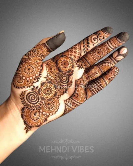 Radha Beautiful Mehndi Design