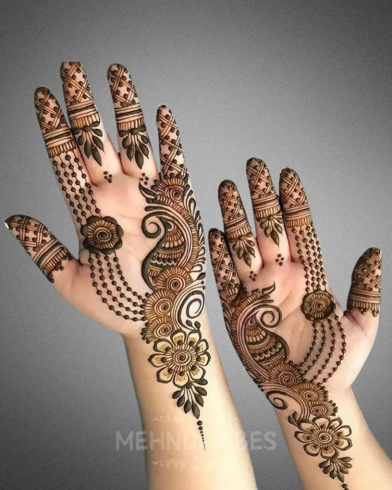 Urvashi Beautiful Mehndi Design